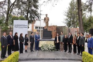 Conmemora Bedolla el 20 Aniversario Luctuoso de Zarazúa Ortega