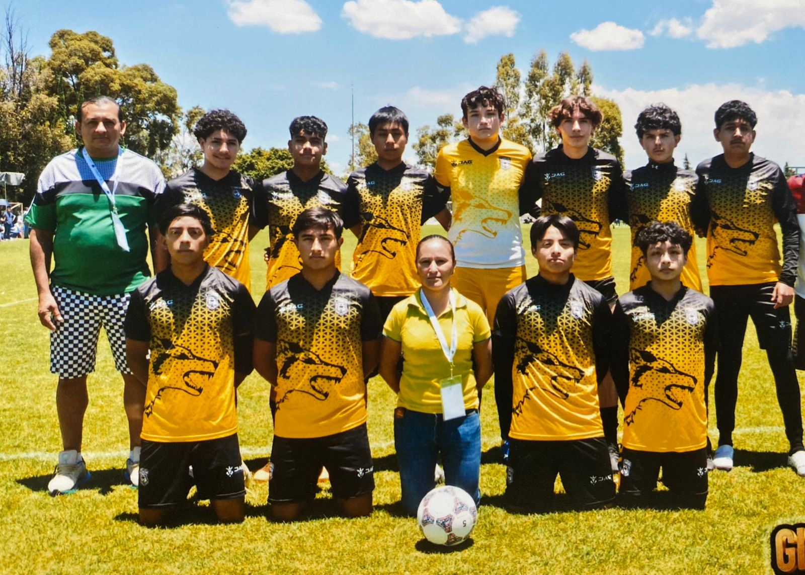Equipo juvenil de fútbol Lobos representa a Hidalgo en GIMNASIADAS NACIONALES Puebla 2025