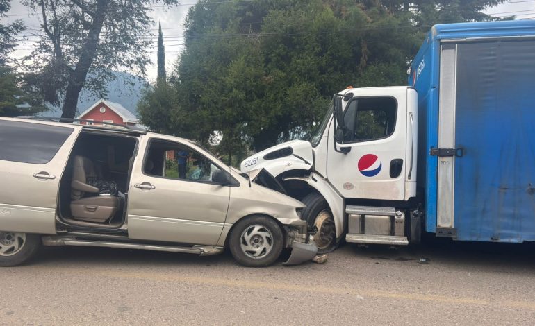 Accidente en la carretera San Felipe-Ocampo deja un adulto mayor lesionado.