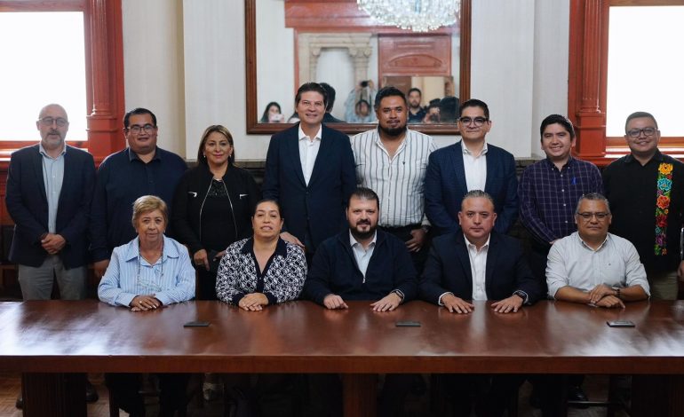 Raúl Zepeda consolida diálogo plural con alcaldes del PAN.