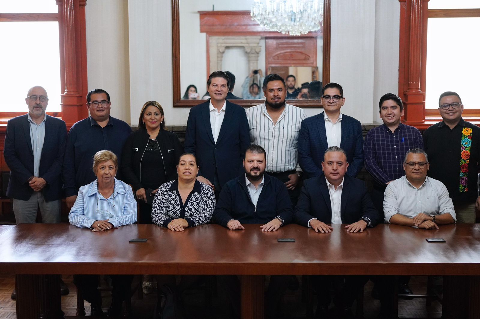 Raúl Zepeda consolida diálogo plural con alcaldes del PAN.