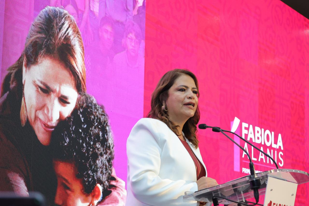 Consolidamos una constitución más humanista: Fabiola Alanís.