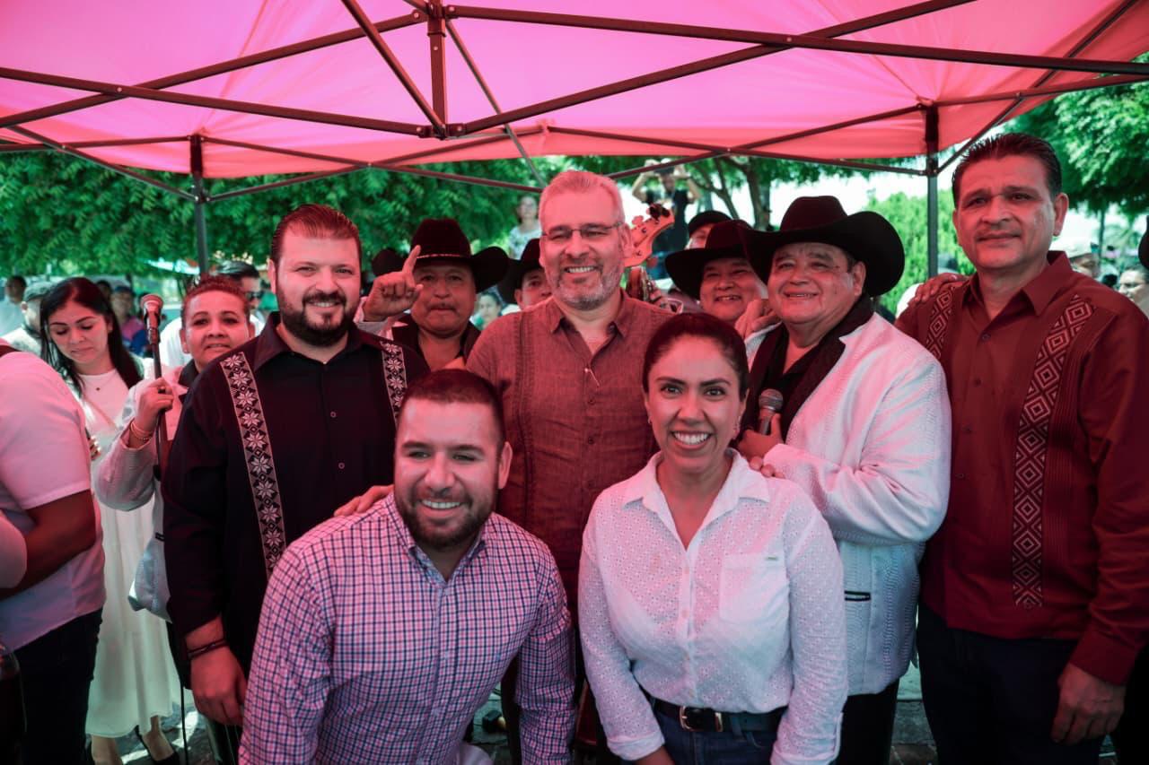 Sin censura ni veto a la música tradicional de Los Hermanos Jiménez: Bedolla
