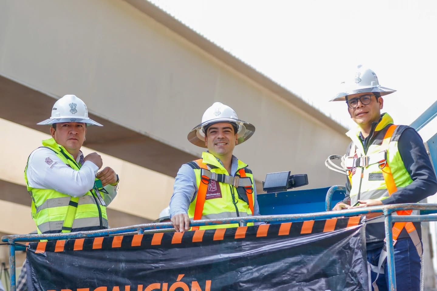 Avanzan firmes los trabajos en el distribuidor vial La Hielera: Zarazúa Sánchez.
