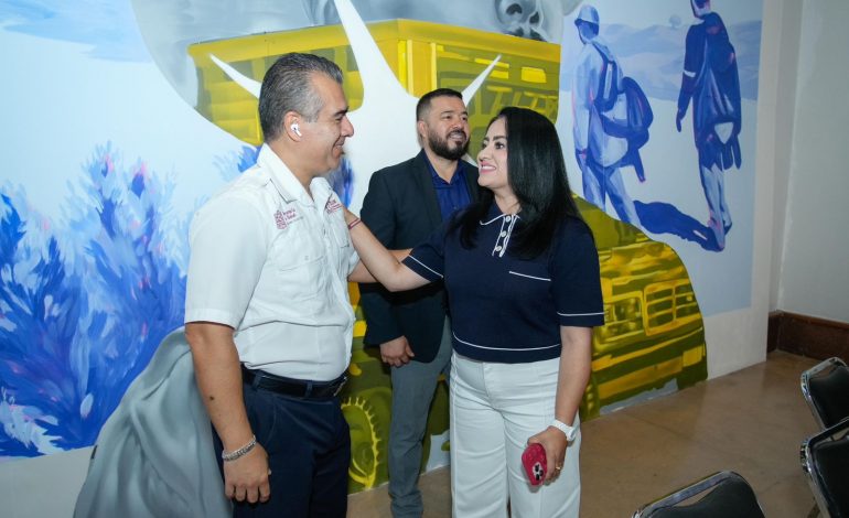 Promueve Gladyz Butanda plan de contención de accidentes de tránsito en Michoacán.
