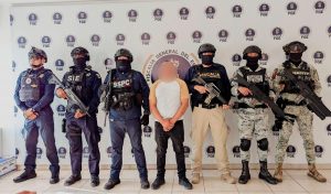 Detenido objetivo prioritario, presunto líder de grupo delictivo: SSP.
<br>