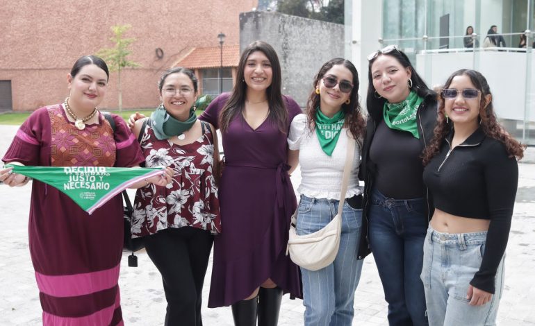 Seimujer fortalece derecho a decidir con la línea 075 y la Ruta Servicios de Aborto Seguro.
