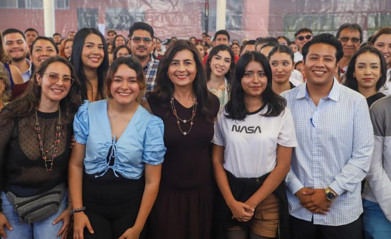 La asignación de plazas es conforme a la ley: Gabriela Molina
