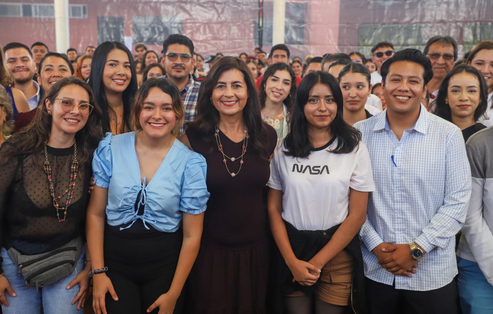La asignación de plazas es conforme a la ley: Gabriela Molina