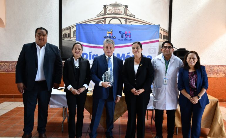 Reconoce diputada Tere Herrera el ejercicio médico como un compromiso con la sociedad