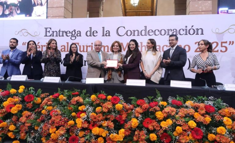 Entrega Congreso del Estado Condecoración “Mérito al Turismo Michoacano 2025” a Margarita Arriaga Pierres