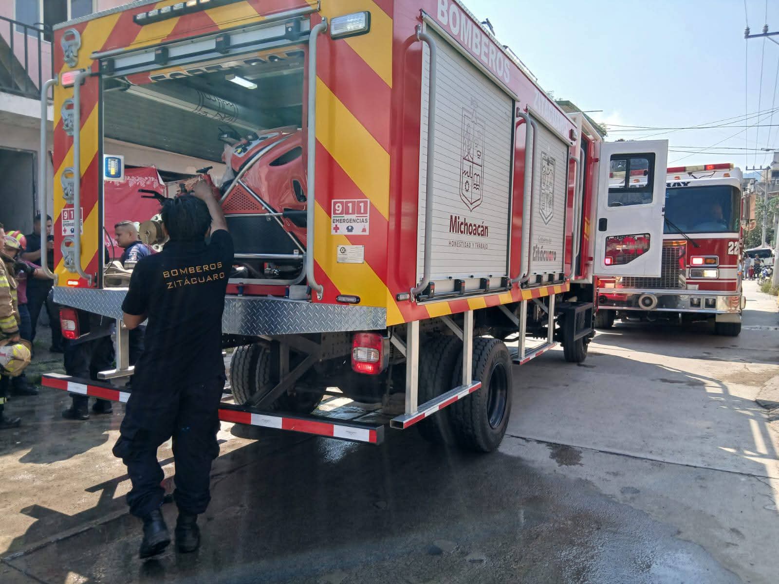 Hombre le prendió fuego a un domicilio que se ubica sobre la avenida Independencia, dejando únicamente daños materiales