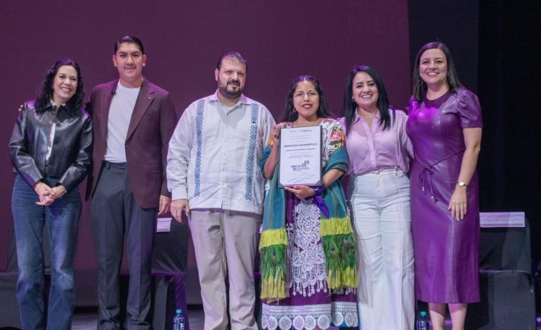 Egresada UTM recibe mención honorífica en Premio Michoacano de la Juventud 2025