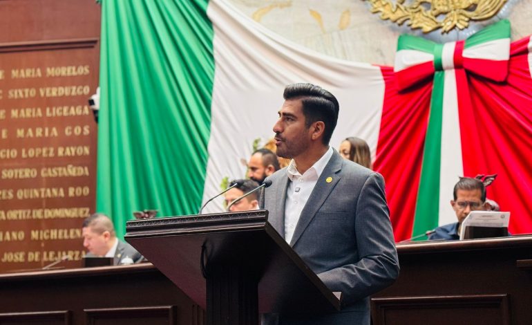 Impulsa Poncho Chávez reforma para reconocer y proteger el trabajo de cuidado a personas con discapacidad