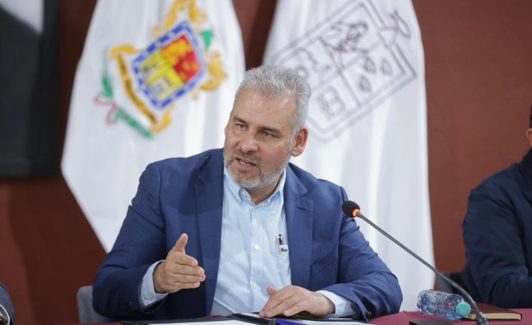 Exitosa, gestión para ampliar infraestructura hidráulica en Pátzcuaro: Bedolla