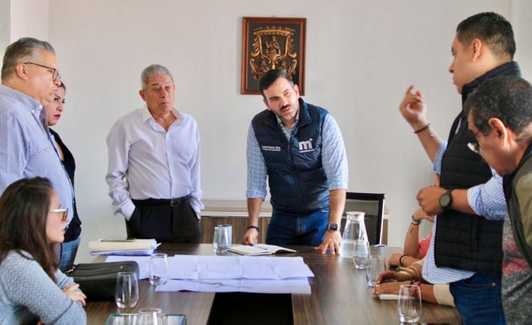 Yankel Benítez recibe a vecinos de Hacienda del Valle para avanzar en atención a solicitudes