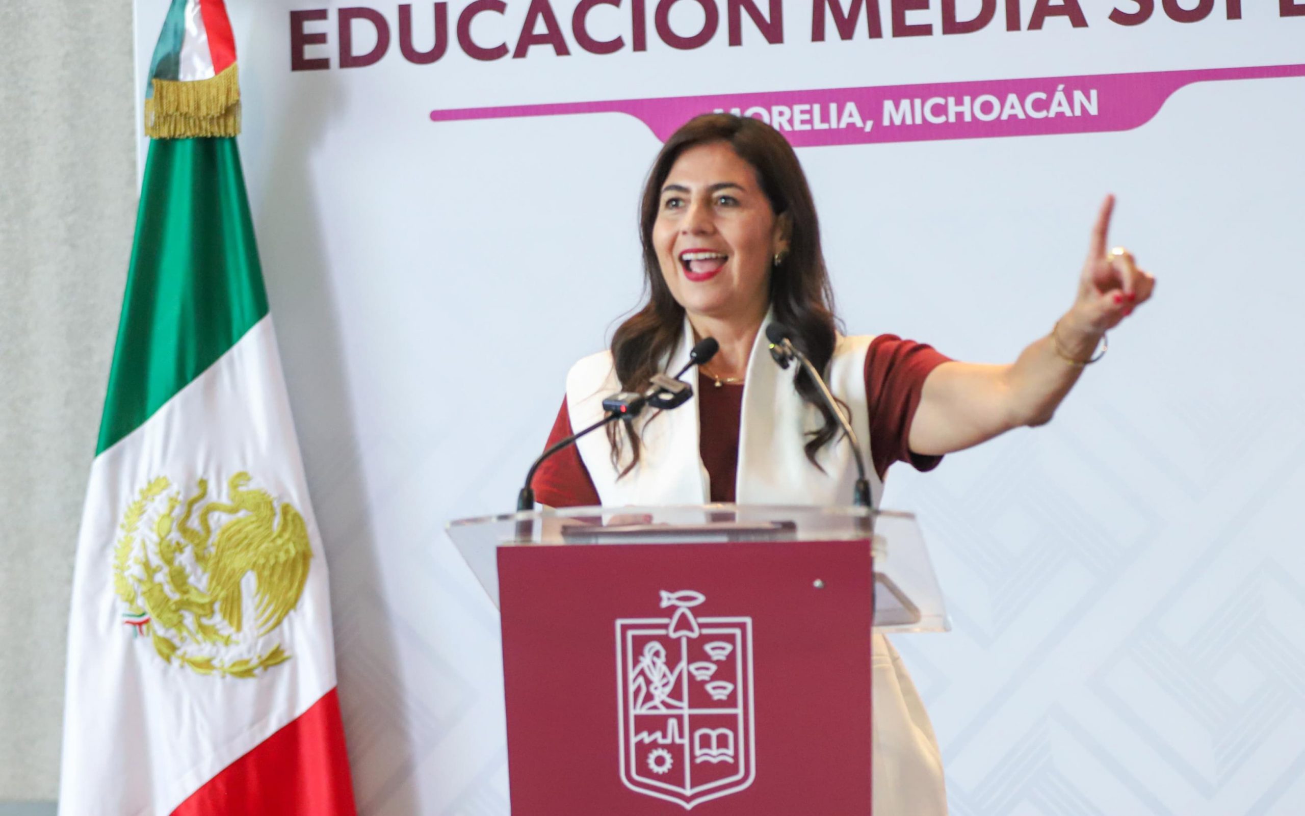 Gabriela Molina impulsa la transformación humanista en educación media superior