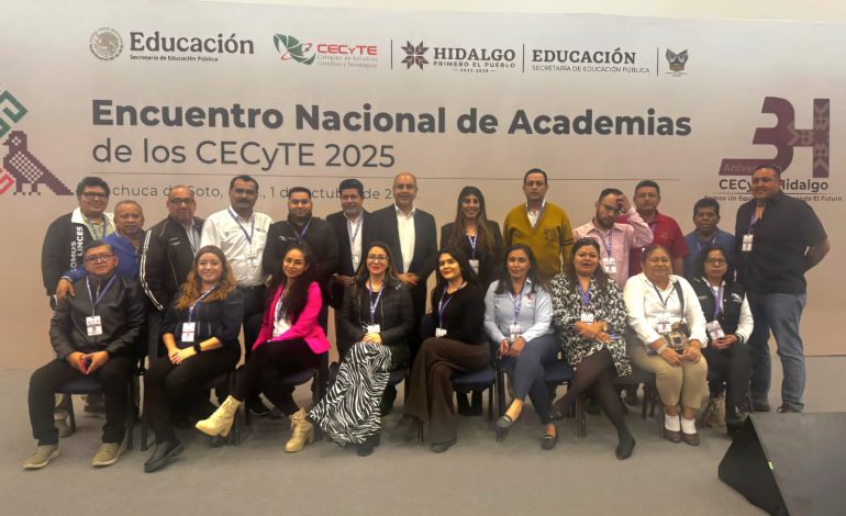 Docentes del Cecytem participan en encuentro nacional para articular trabajo académico