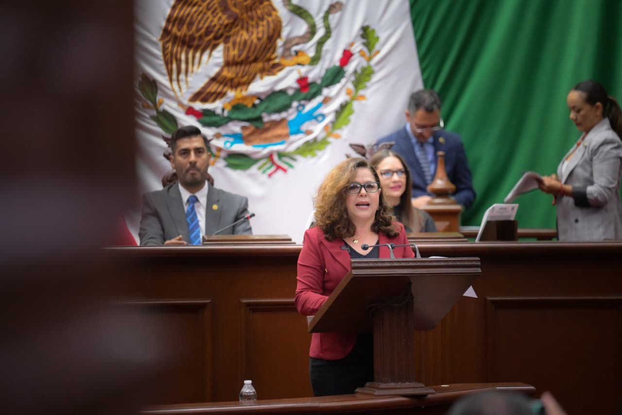Melba Albavera impulsa iniciativa para reconocer los derechos menstruales en Michoacán