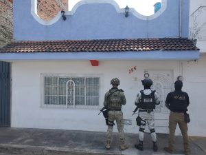 En cateo realizado en Morelia, FGE aseguró 750 dosis de metanfetamina y detuvo a una persona