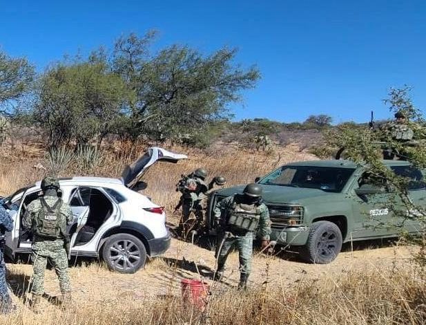 FGR INICIA INVESTIGACIÓN POR EL ASEGURAMIENTO DE CRISTAL, ARMAS Y VEHÍCULOS EN TACÁMBARO