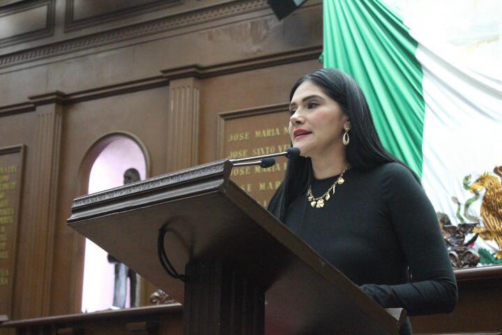 ⁠Diana Espinoza presenta propuesta para mejorar movilidad en Morelia, con la implementación del servicio Trolebús