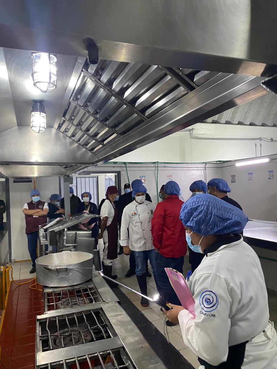 Cocinas de los penales de Michoacán certificadas por estándares de higiene