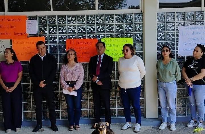 Docentes de la UIIM San Felipe se manifiestan por incumplimientos laborales y exigen atención directa de autoridades universitarias
