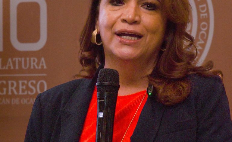 Fabiola Alanís: Las becas para estudiantes son una revolución que transforma a México