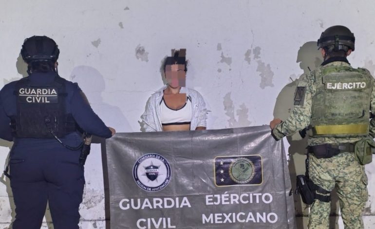 En Tianguis Limonero de Apatzingán, detenida mujer con equipo de radiocomunicación: SSP