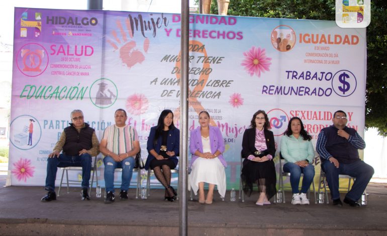 En el Municipio de Hidalgo, se conmemoró el 72 Aniversario del reconocimiento al derecho a votar y ser votadas de las mujeres en México.