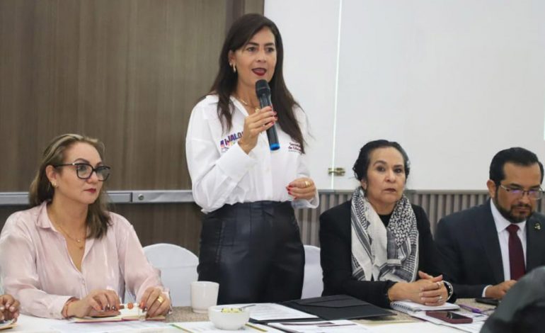 Refuerza Gabriela Molina alianza para llevar Vida Saludable a 15 mil estudiantes