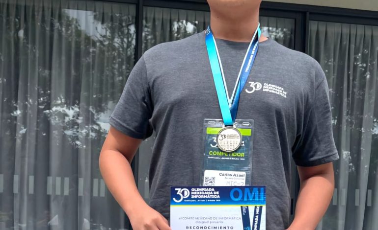 Alumno del Cecytem Guacamayas gana plata en Olimpiada Mexicana de Informática