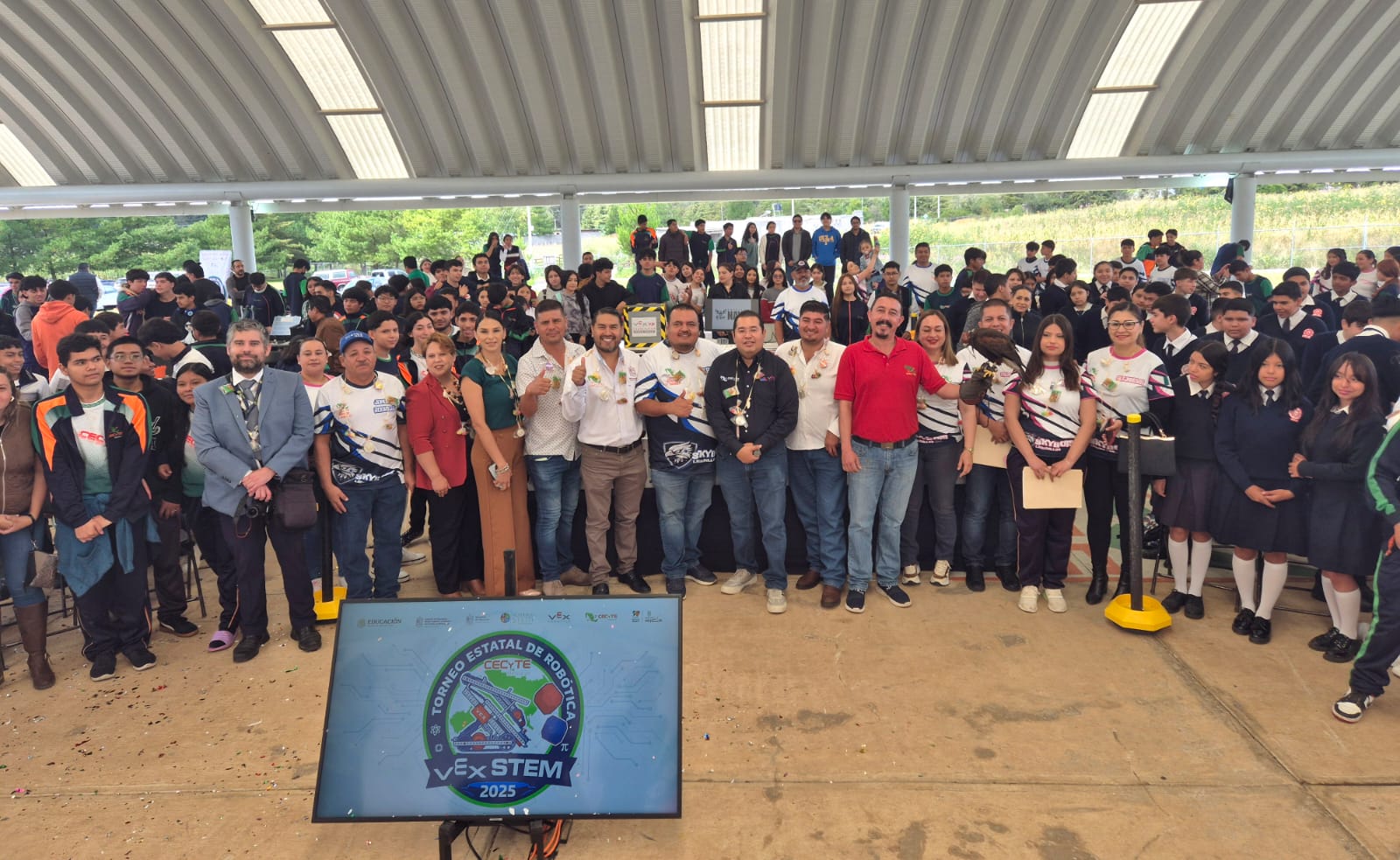 Inaugura Cecytem Torneo Regional de Robótica en Lagunillas