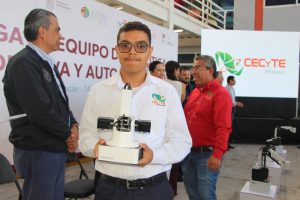 Beneficia Cecytem a más de 10 mil estudiantes con equipo de robótica