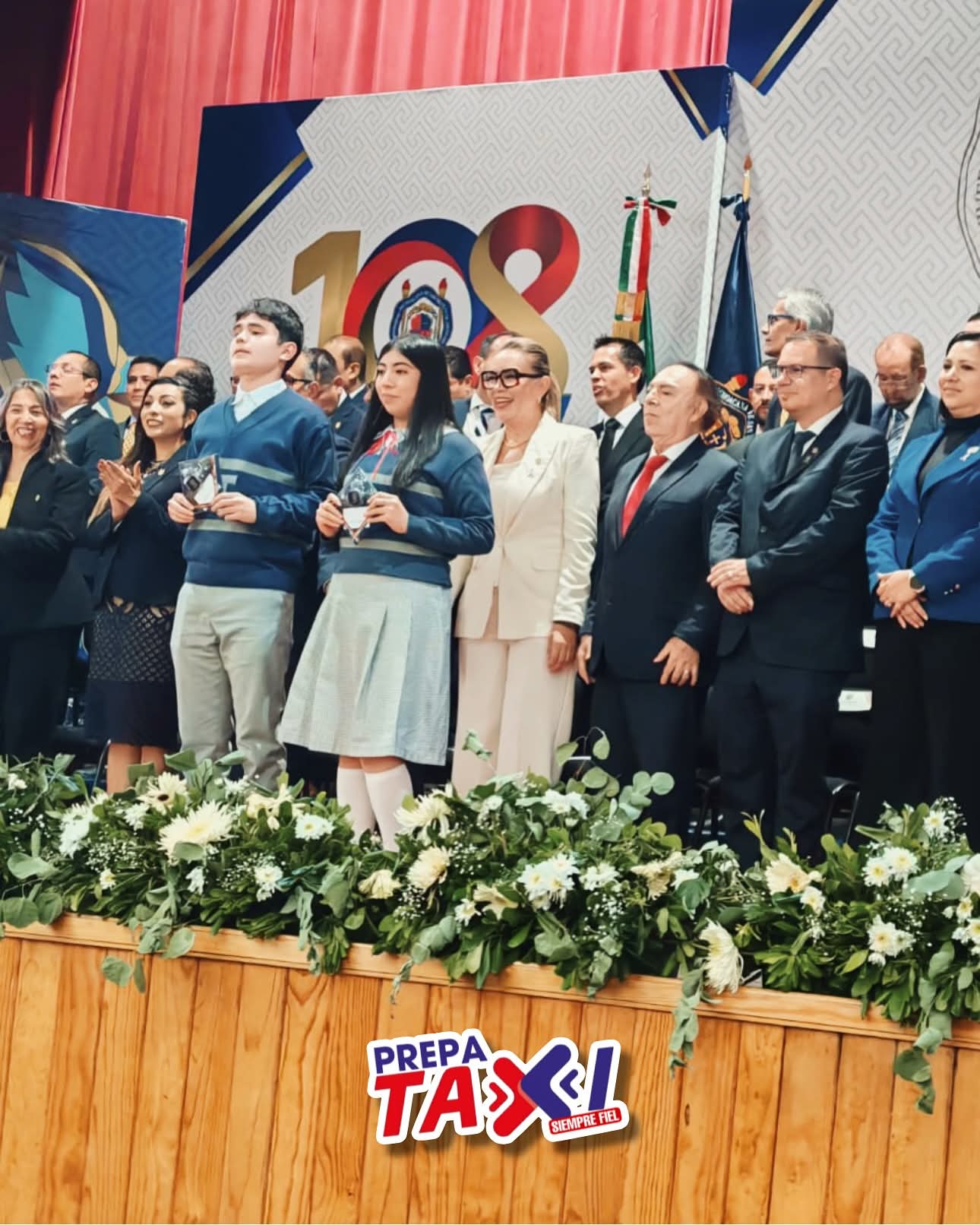 Alumnos de prepa Taximaroa recibieron el premio «Padre de la patria»