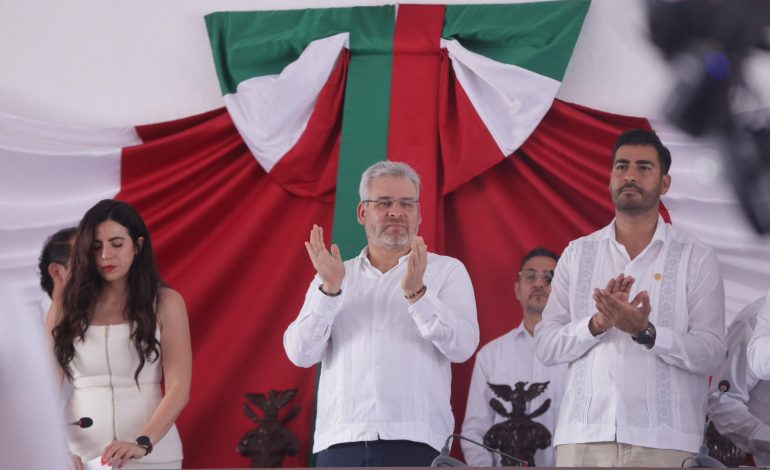 Conmemora Bedolla el 211 Aniversario del Decreto de la Constitución de Apatzingán