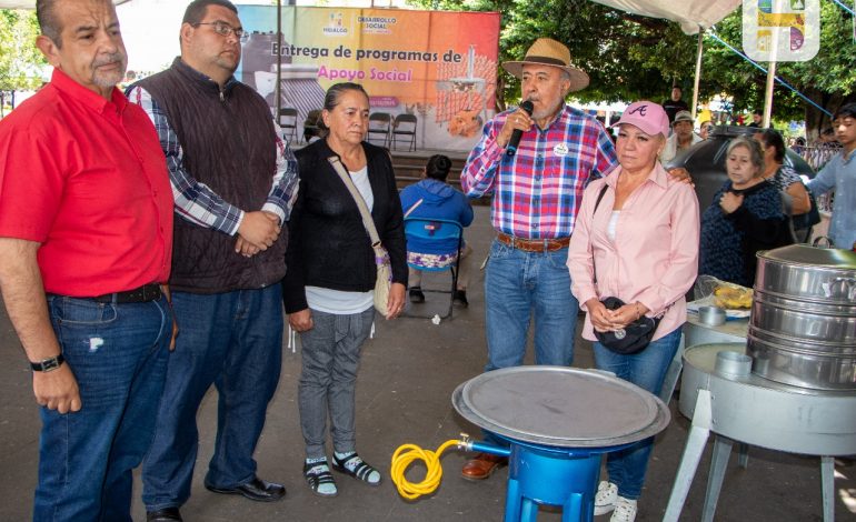El Gobierno Municipal que encabeza Jeovana Alcántar, realizó la Décima Entrega del Programa de Apoyos Sociales.
