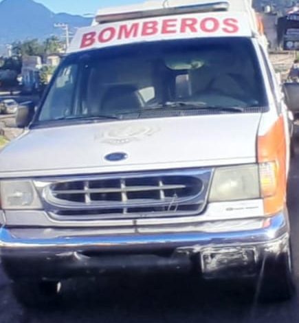 Conductor Atropella a Motociclista y Huye en Zitácuaro; Víctima Sufre Posible Fractura.
