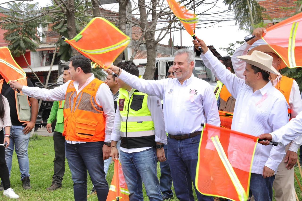 Arranca Bedolla trabajos de rehabilitación del Libramiento Oriente de Uruapan.