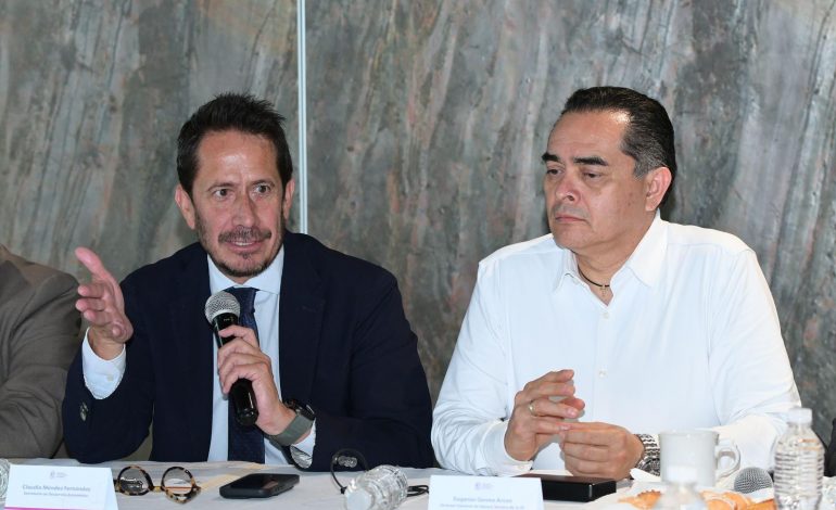 Plan Michoacán prioriza modernización del Puerto de Lázaro Cárdenas para impulsar comercio