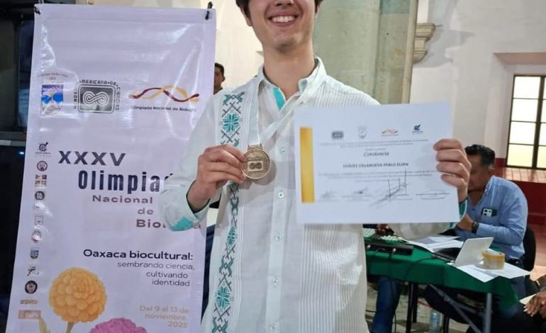 Estudiante del Cecytem Peribán gana medalla de oro en olimpiada nacional de Biología