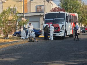 Un pasajero del camión de transporte público de la ruta Villas de la Loma fue asesinado a balazos esta mañana