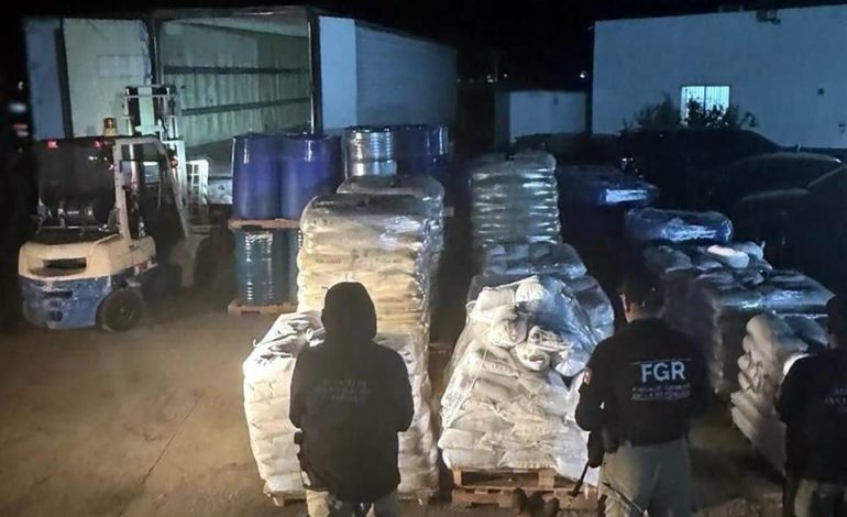 FGR INICIA INVESTIGACIÓN POR EL ASEGURAMIENTO DE CARTUCHOS Y PRECURSORES QUÍMICOS EN LÁZARO CÁRDENAS