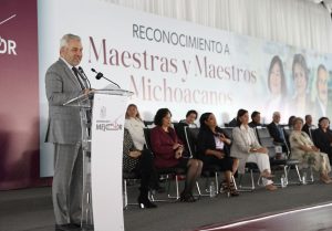 Asegura Bedolla cierre de año con pagos garantizados para salud y educación