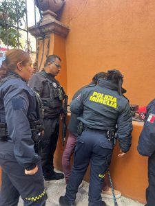 Elementos de la Policía de Morelia lograron detener a un sujeto señalado como el responsable del incendio en la iglesia de la Sagrada Familia