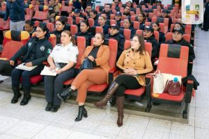 El Gobierno Municipal que encabeza, Jeovana Alcántar, llevó a cabo la Capacitación “Agentes Como Primer Respondientes, con Perspectiva de Género”.