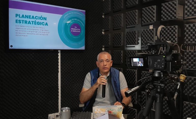 Sedeco inicia jornadas de capacitación para migrantes michoacanos en EE. UU.