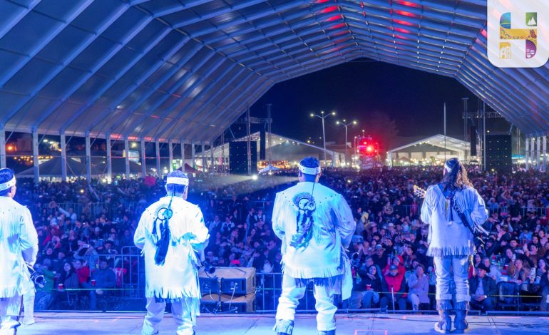 Banda Cuisillos cerró con broche de oro la Tradicional Feria Regional de Todos los Santos con un lleno total en el Foro de espectáculos.