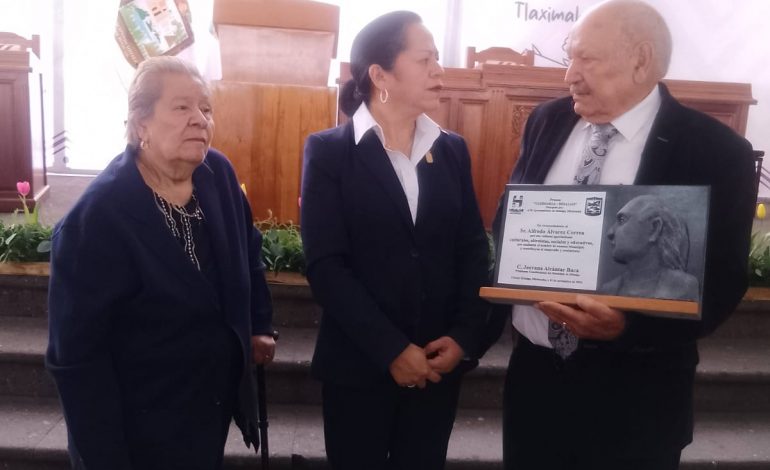 “Regreso a casa, agradecido con la gente de mi pueblo, y con la autoridad por la presea recibida”: Álvarez Correa